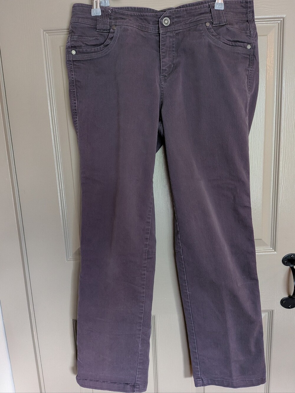 Kuhl Jeans Womens 12 Reg Gray straight Leg Denim Stretch Hiking Camp Outdoors